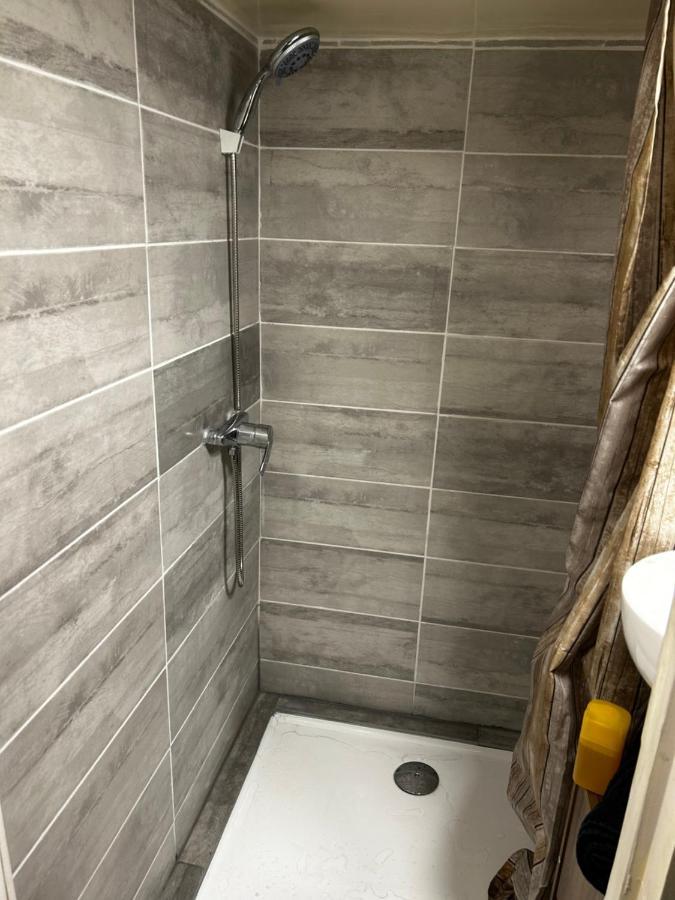 Appartement 2 Chambres 布里尼奥勒 外观 照片